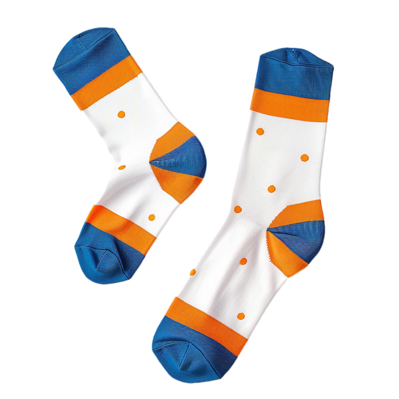 Contrasting socks